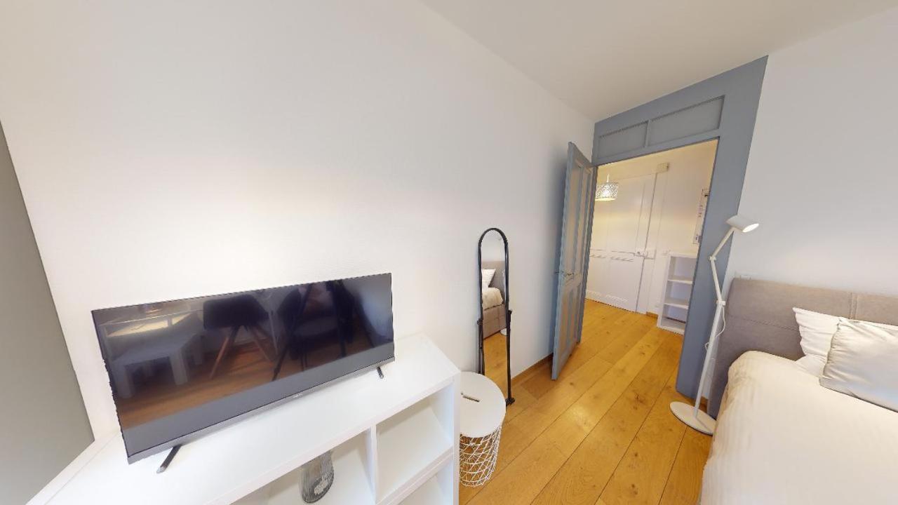 Charming 5th-floor In Vibrant Eaux-vives - Ja9-5 * Ginevra
