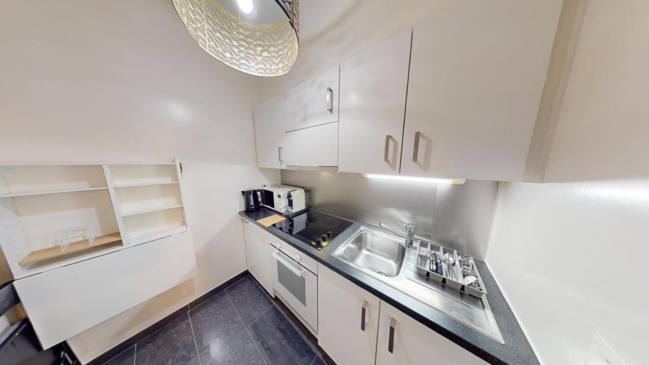 Charming 5th-floor In Vibrant Eaux-vives - Ja9-5 Ginevra